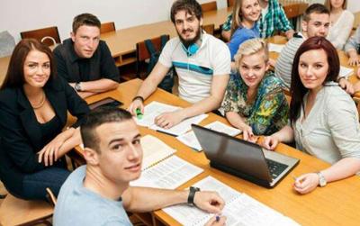 小語種翻譯軟件開發 機遇、挑戰與未來趨勢